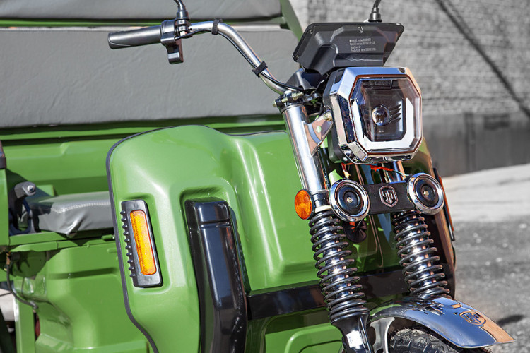 Грузовой электрический трицикл Rutrike Маяк 1500 в Новосибирске