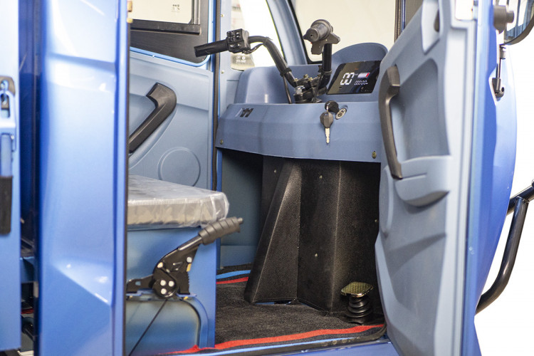 Грузовой электрический трицикл Rutrike КАРГО Кабина Дуал в Новосибирске