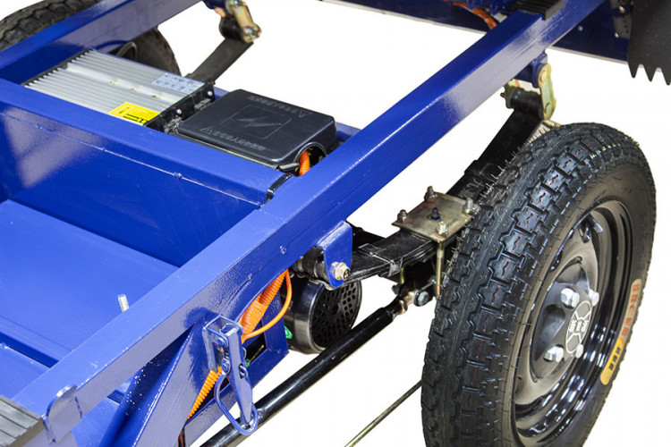 Грузовой электрический трицикл Rutrike Партнёр 1500 в Новосибирске