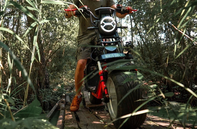 Электроскутер White Siberia PRO MAX 3950W в Новосибирске