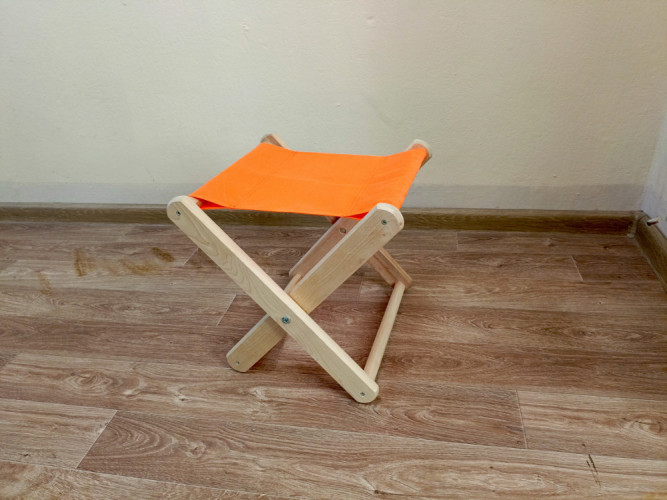 Табурет складной деревянный в Новосибирске