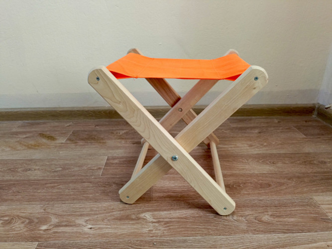 Табурет складной деревянный в Новосибирске