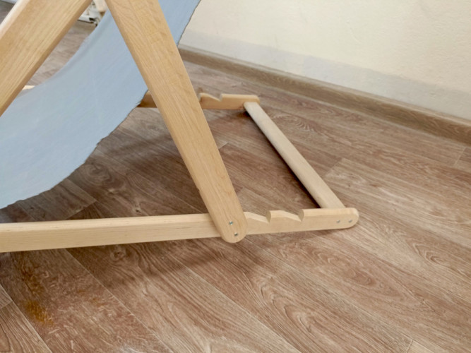 Кресло-шезлонг деревянное складное в Новосибирске