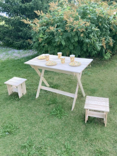 Стол складной деревянный в Новосибирске