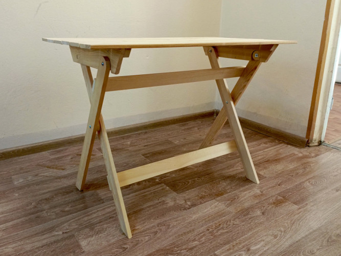 Стол складной деревянный в Новосибирске