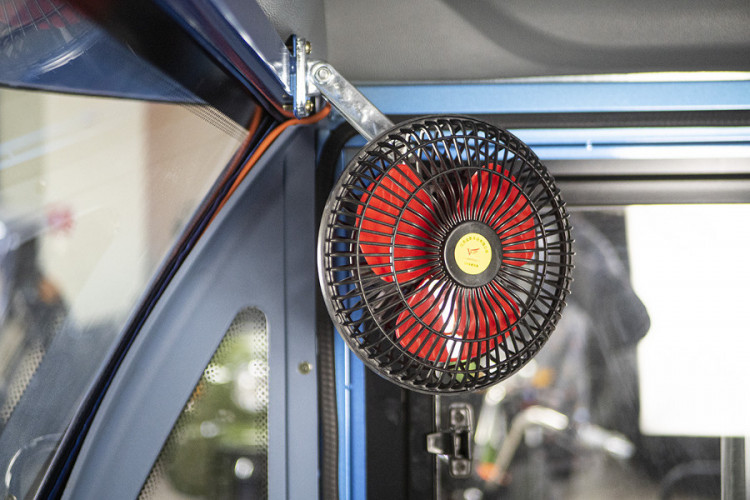 Грузовой электротрицикл Rutrike КАРГО Кабина 1500 в Новосибирске